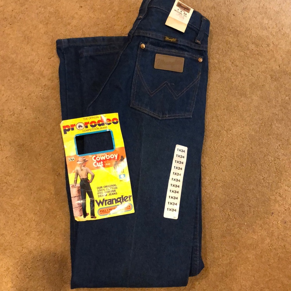 Brand new 1X34” high waisted wrangler jeans